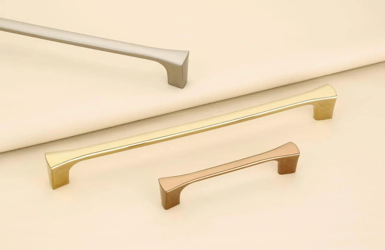 Handles H-035