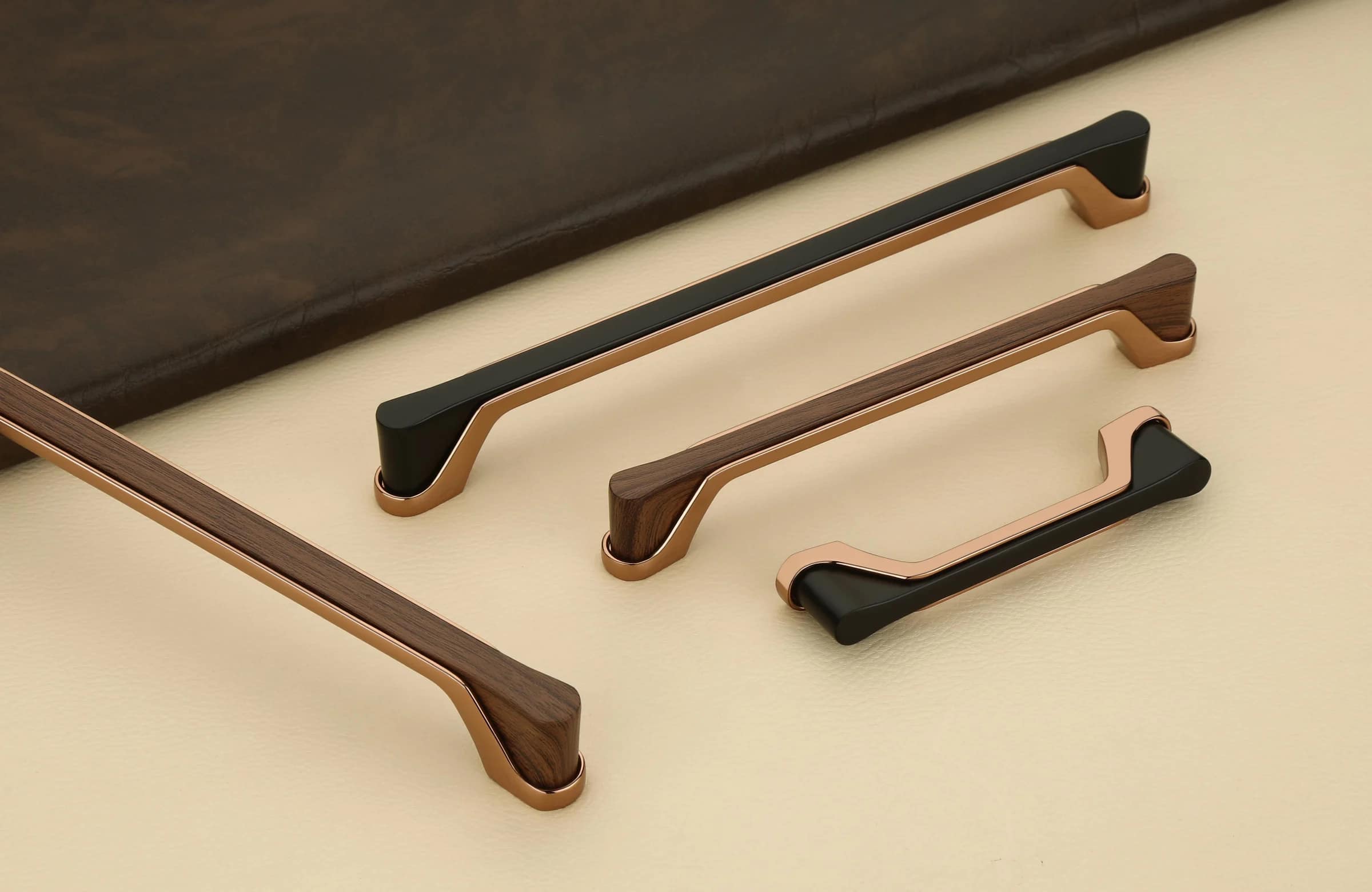 Handles H-001