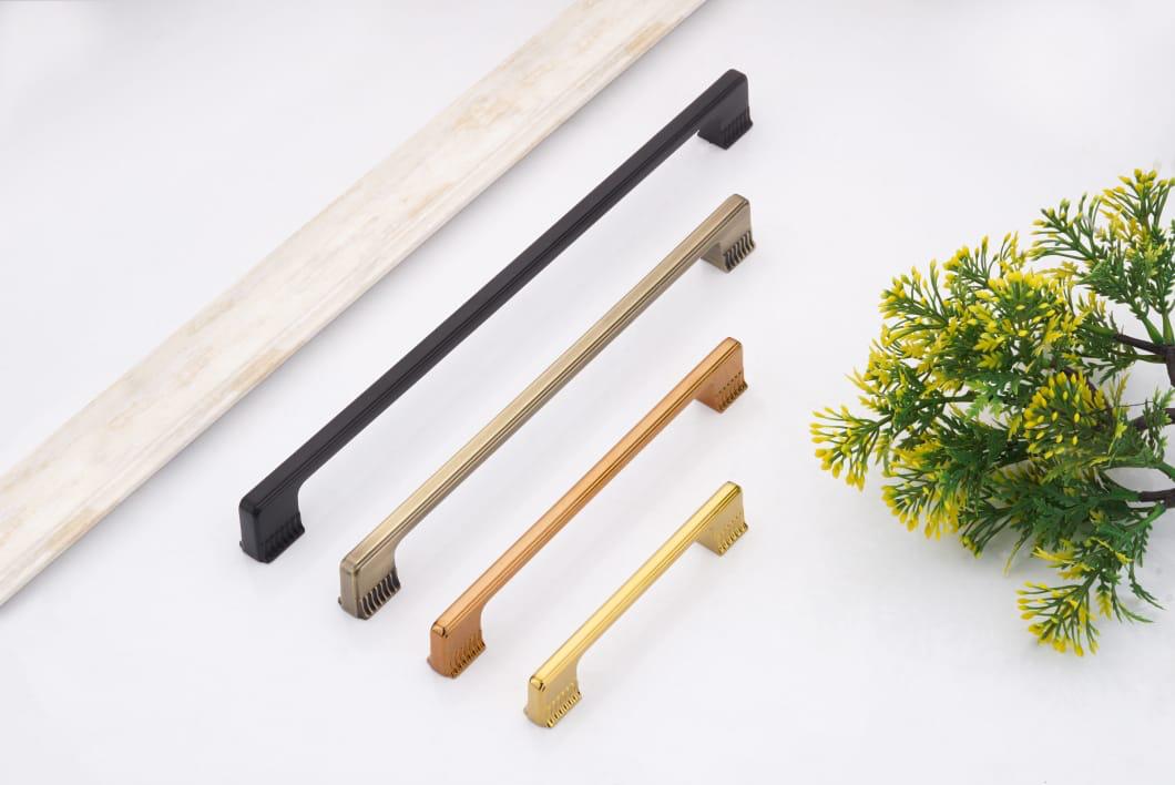 Handles H-028