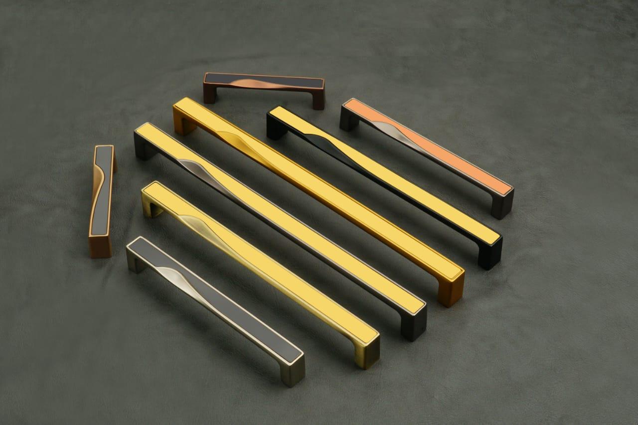 Handles H-034