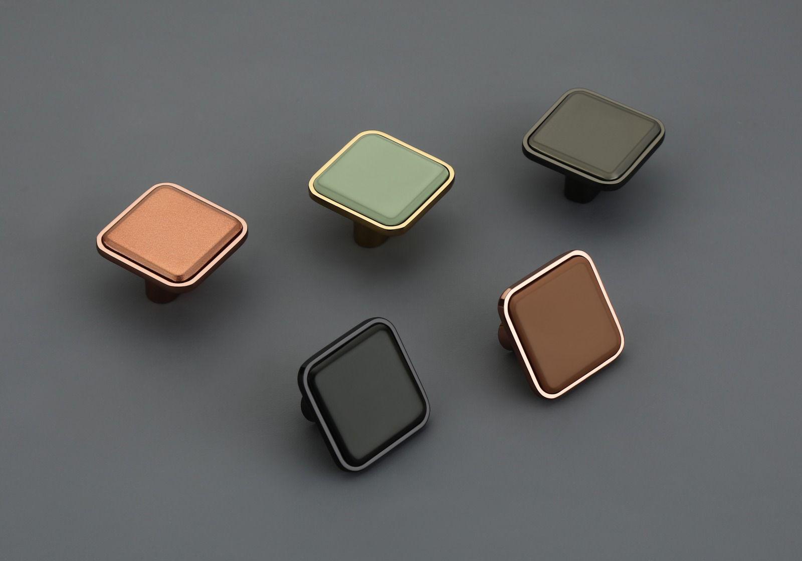 Knobs K-010