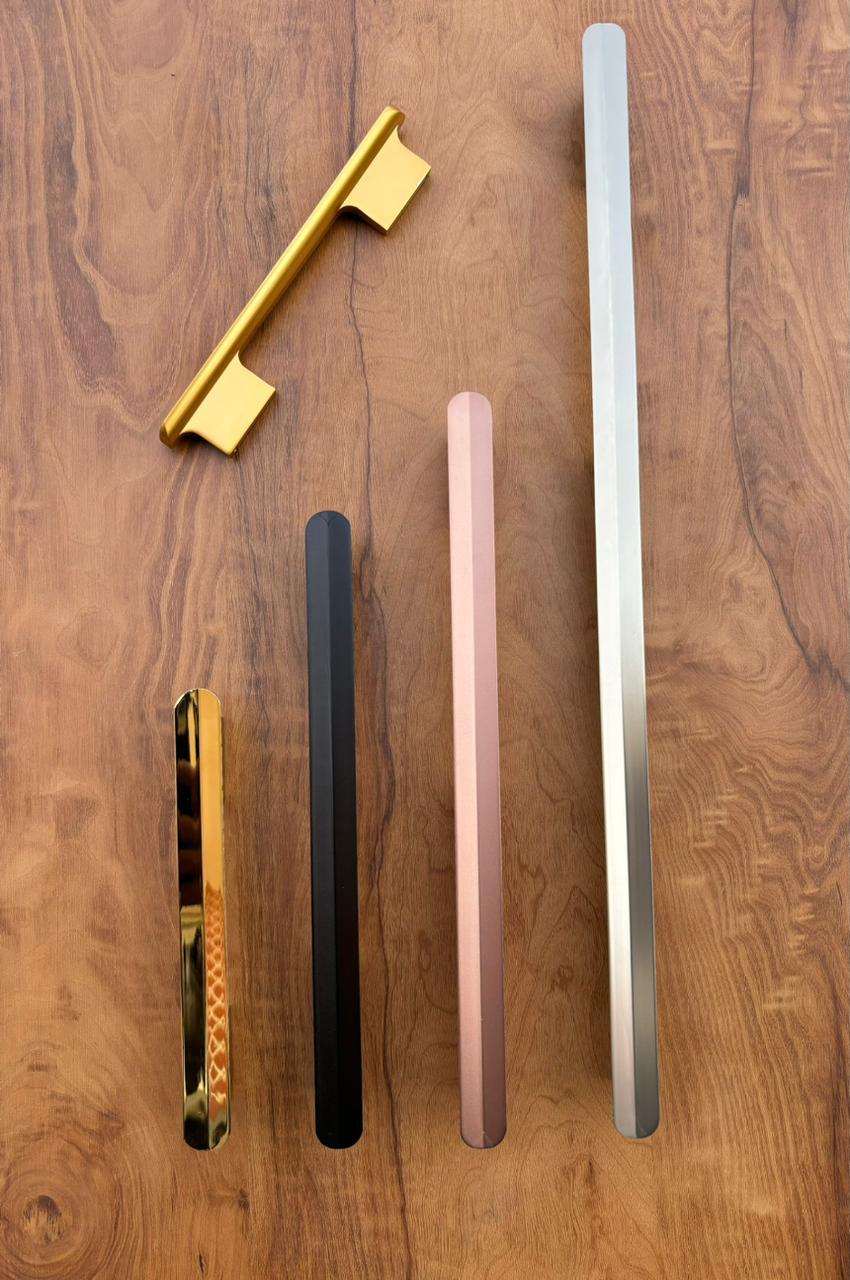 Main Door & Foldable Handles MH-011